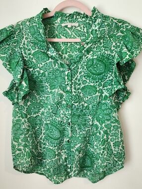 Olivaceous Women’s Green Floral Ruffle Sleeve Button-Front Top, Medium